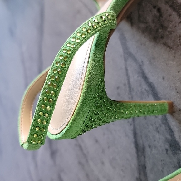 MARC FISHER Rhinestone Embellished Slingback Heels Peridot Green size 8M - Picture 11 of 13